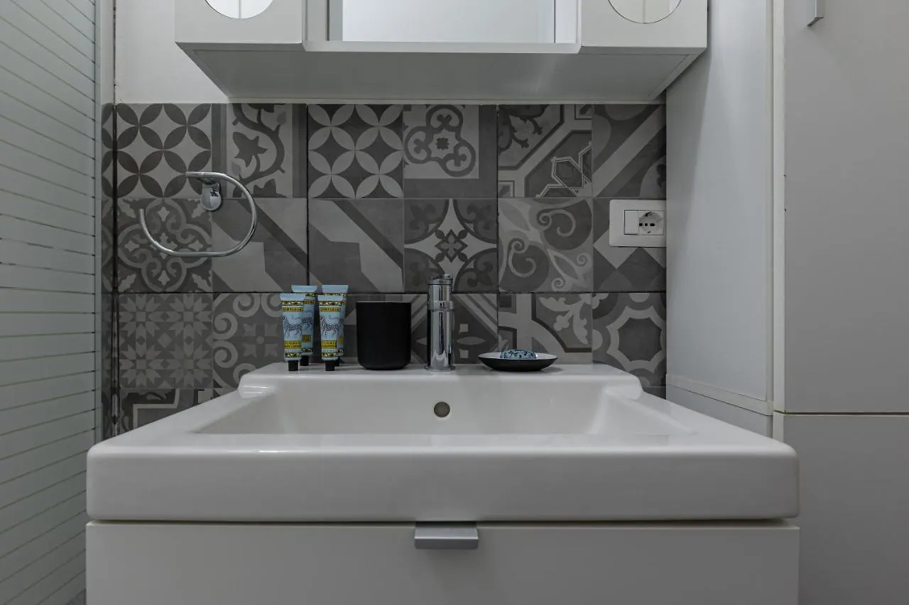 Espinasse Apartment Milan